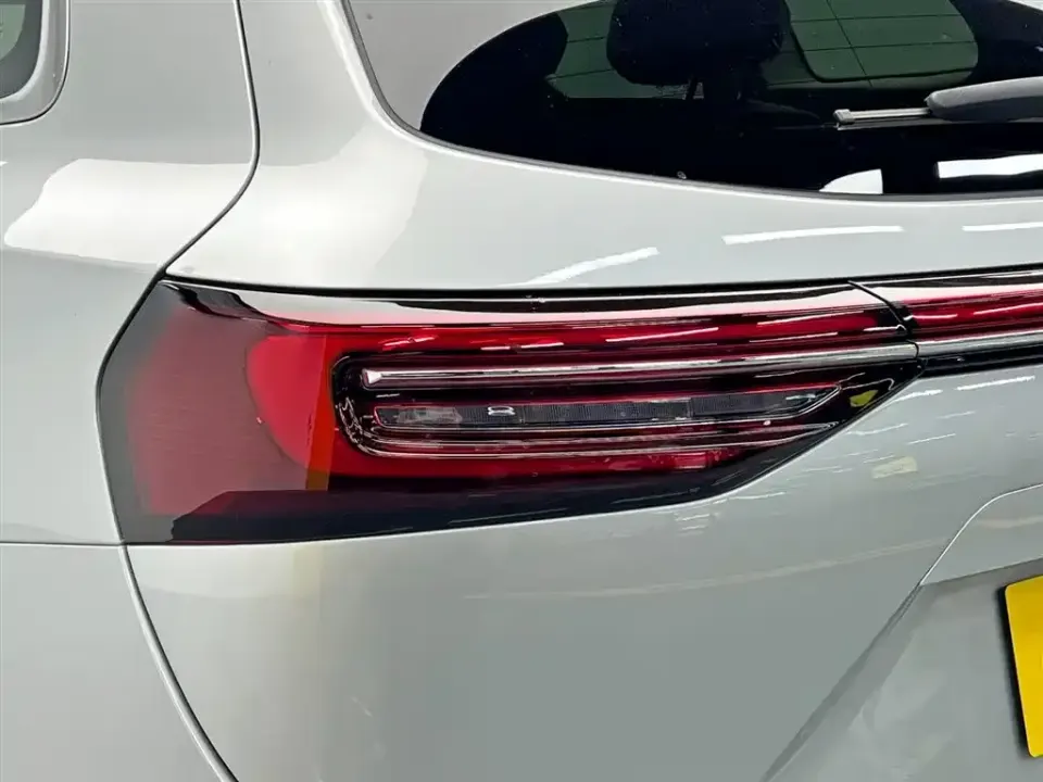 AITO M7