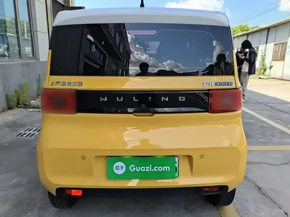Wuling MINIEV