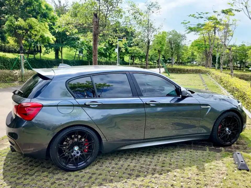 BMW 1 Series (Import)