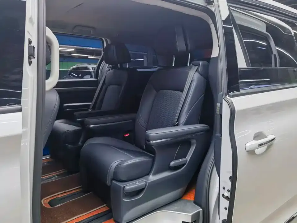 GAC Trumpchi M8