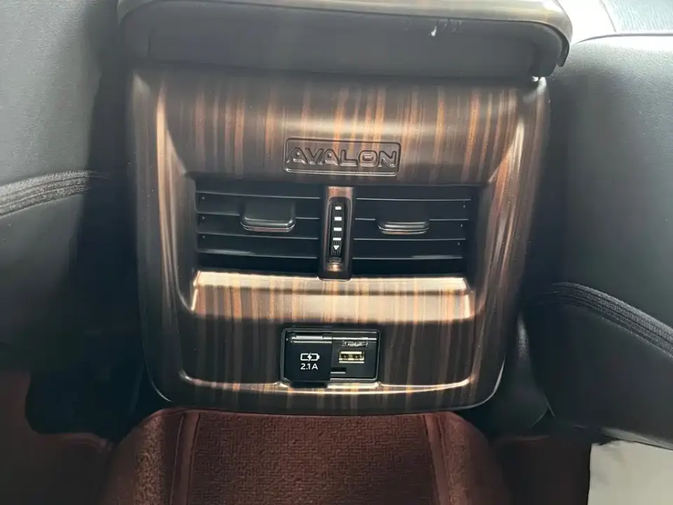 Toyota Avalon