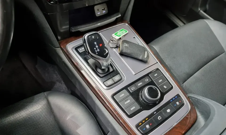 Hyundai Equus