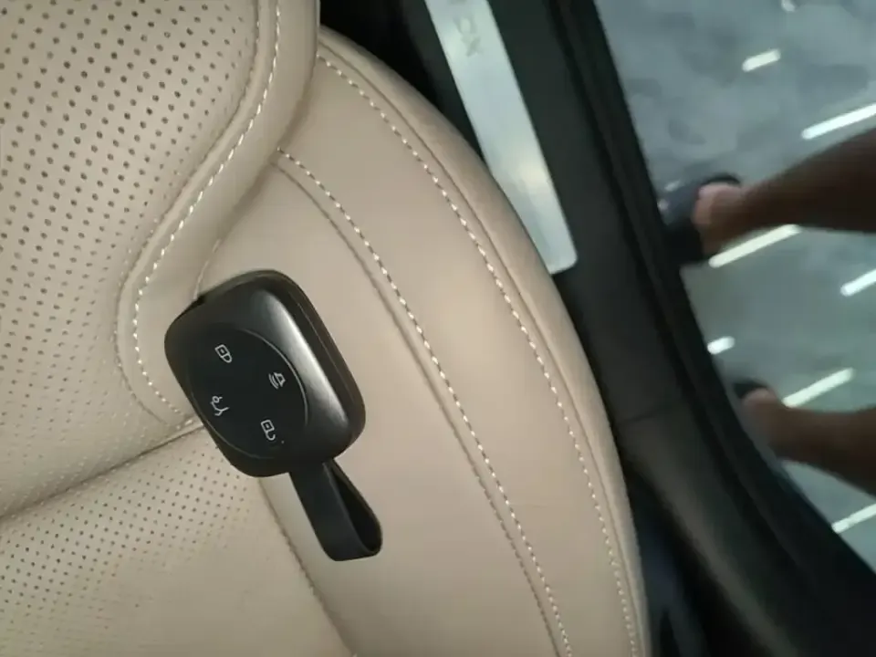 Volvo XC70 PHEV