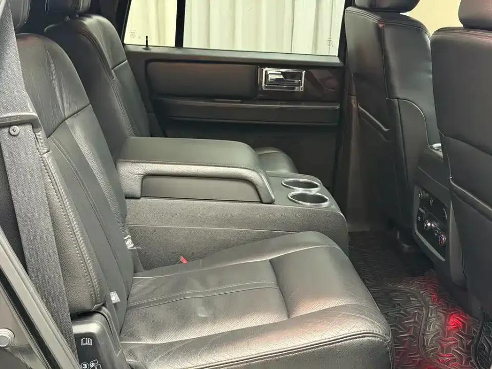 Lincoln Navigator
