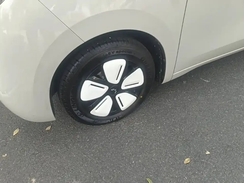 Wuling MINIEV