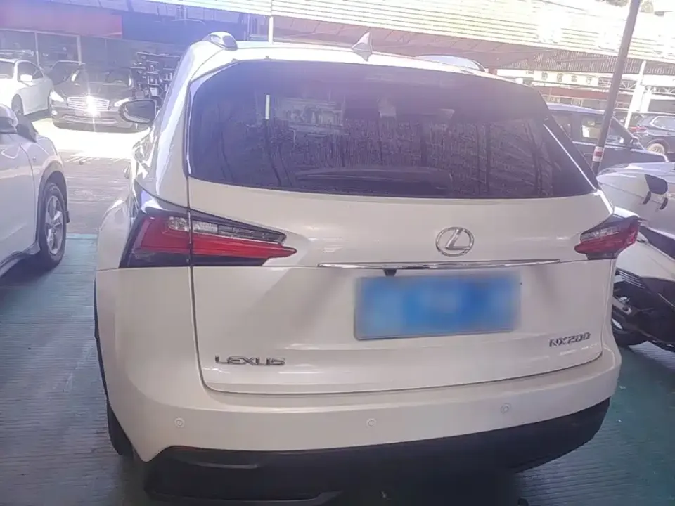 Lexus NX