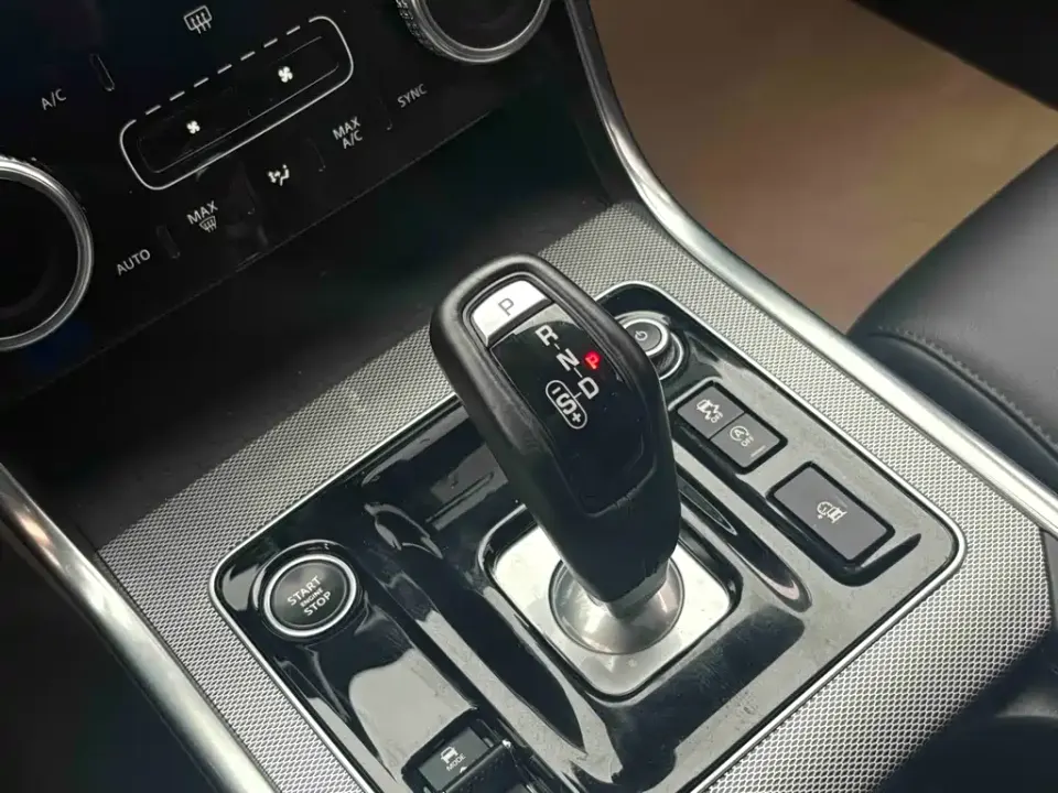 Jaguar XEL