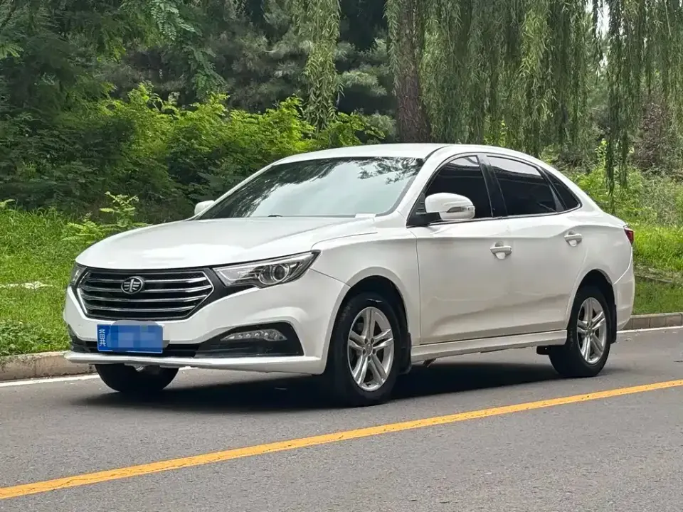 Bestune B30