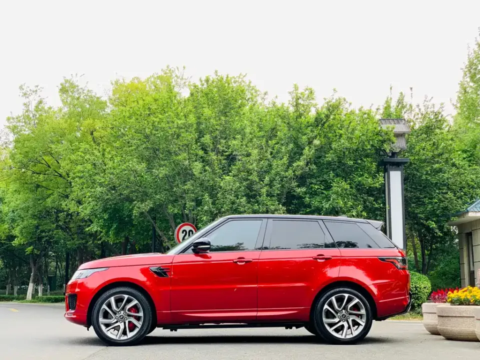 Land Rover Sport