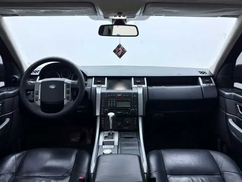 Land Rover Sport
