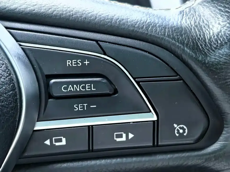 Infiniti Q50L