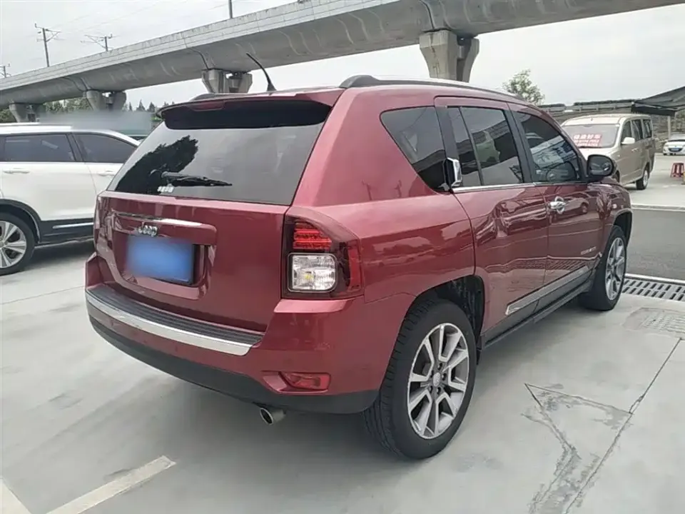 Jeep Compass (Import)