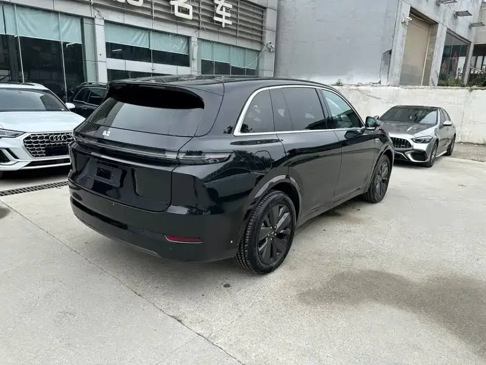 Li Li L7