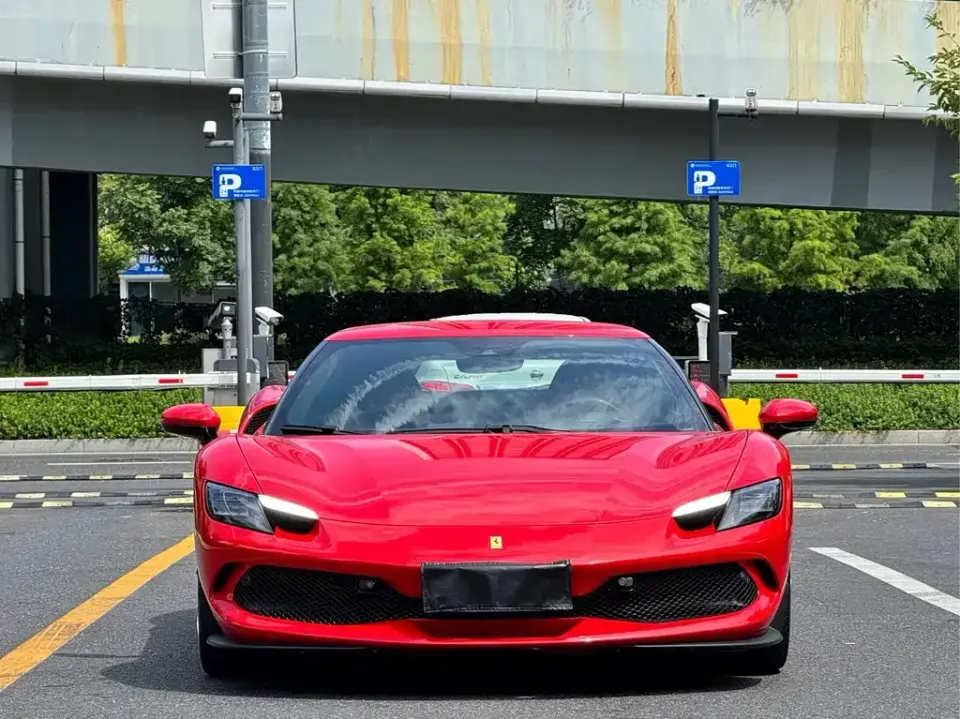 Ferrari 296