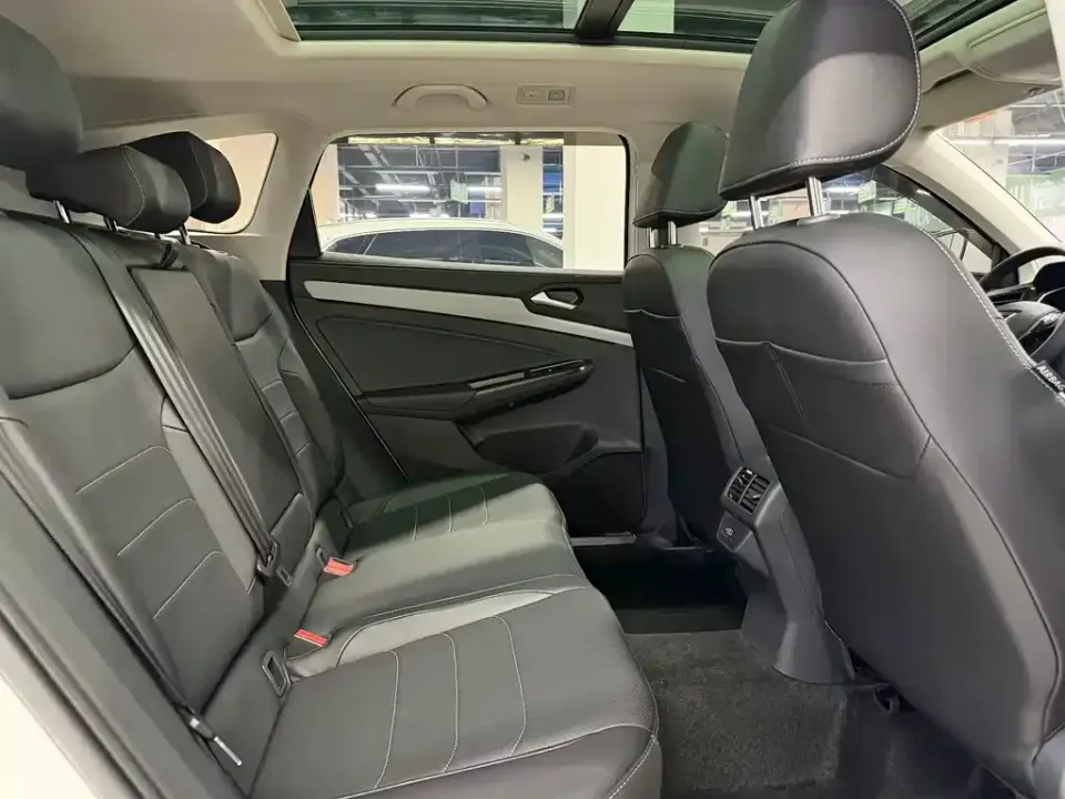 Jetta VS7