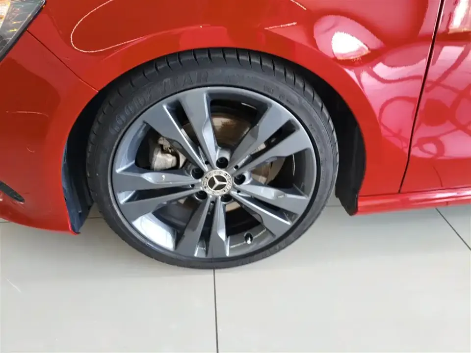 Mercedes-Benz CLA (Import)