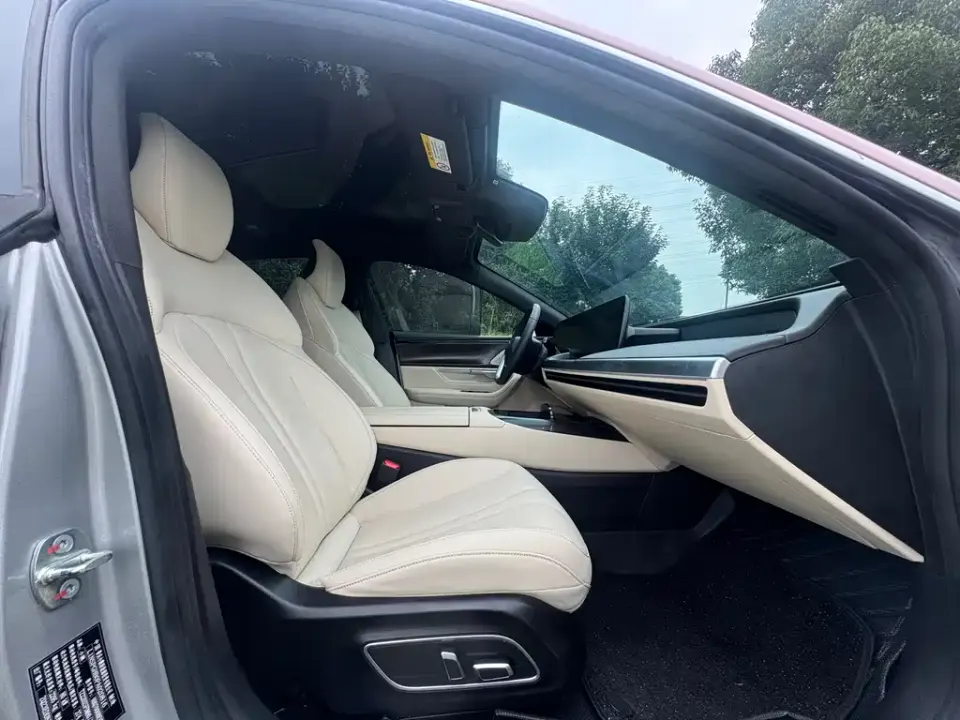 Xpeng P7