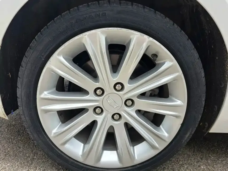 Cadillac ATS-L