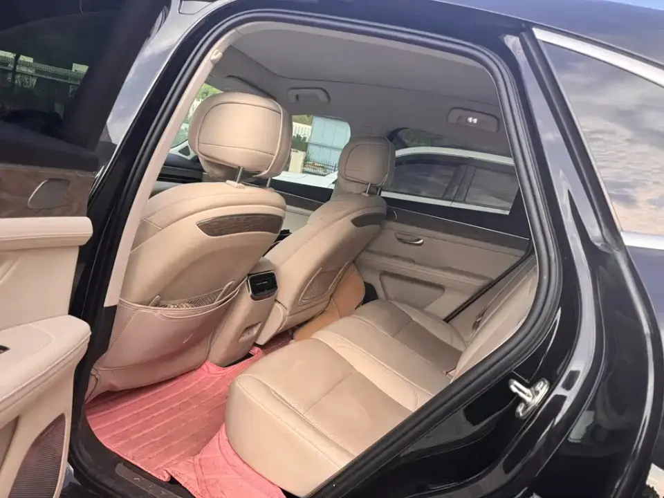 AITO AITO M5