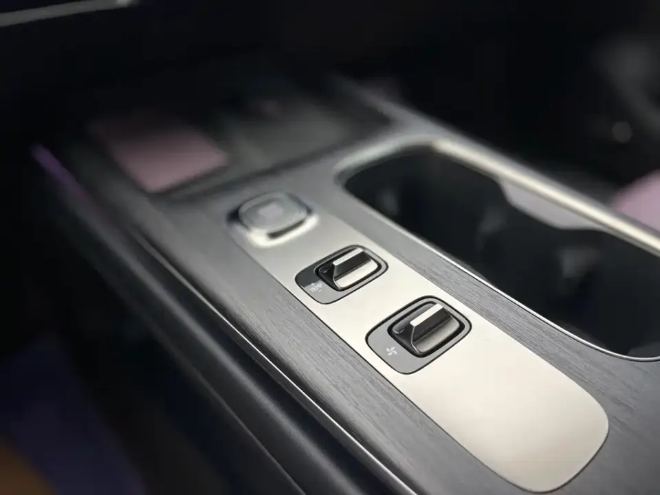 Xiaomi SU7