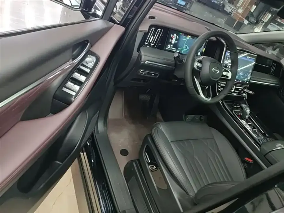 GAC Trumpchi M8