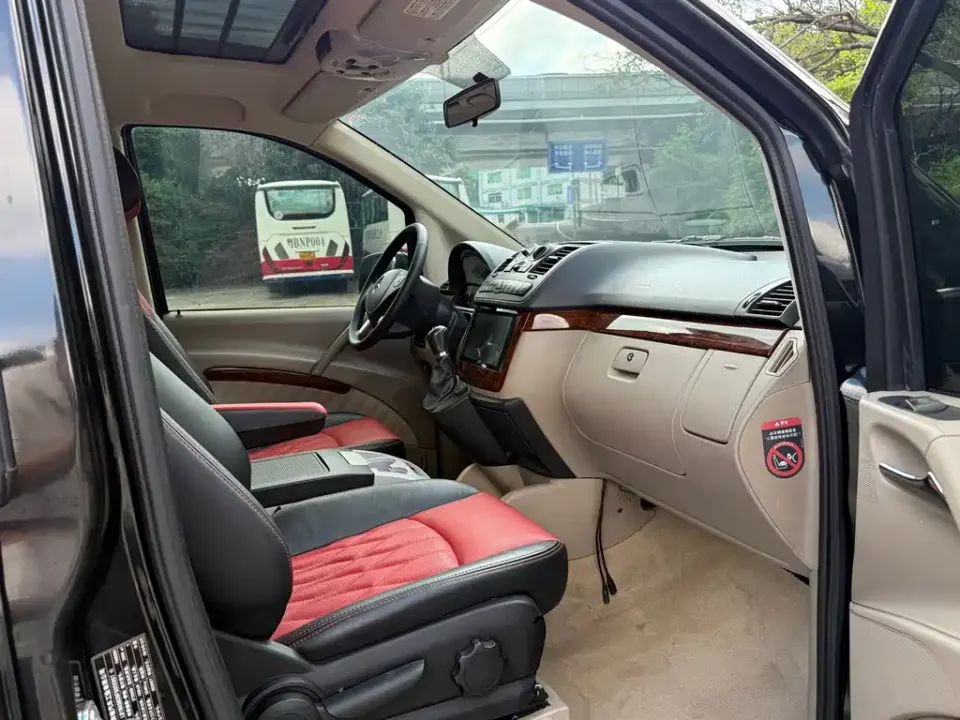 Mercedes-Benz Viano