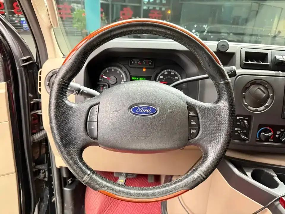 Ford E350
