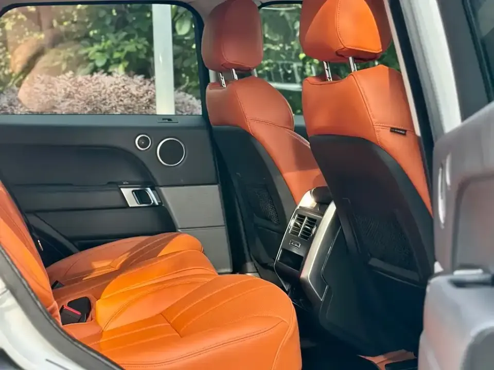 Land Rover Sport