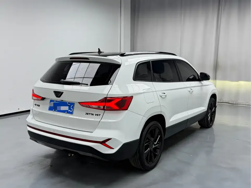 Jetta VS7