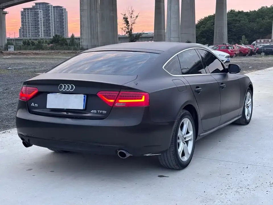 Audi A5 (Import)