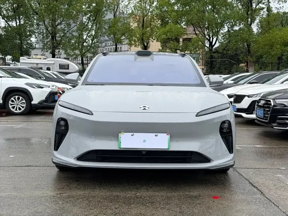 Nio ET5T