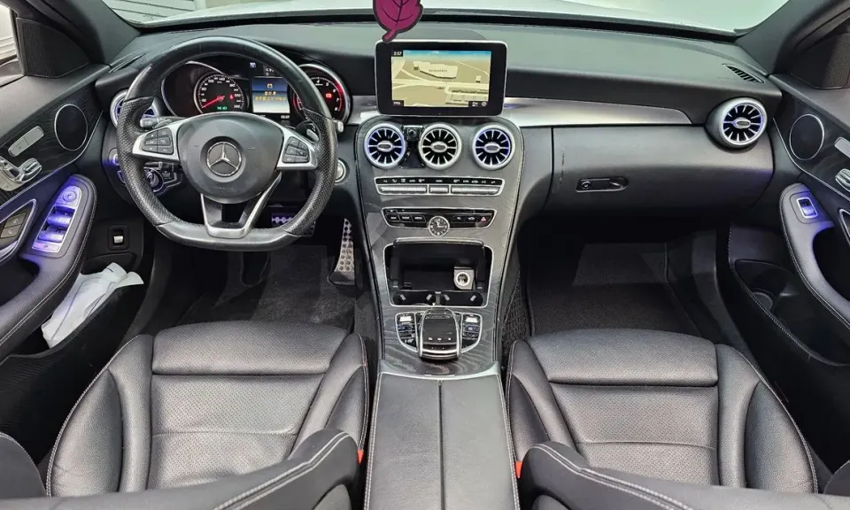 Mercedes-Benz C-Class