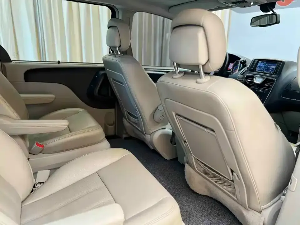Chrysler Grand Voyager (Import)