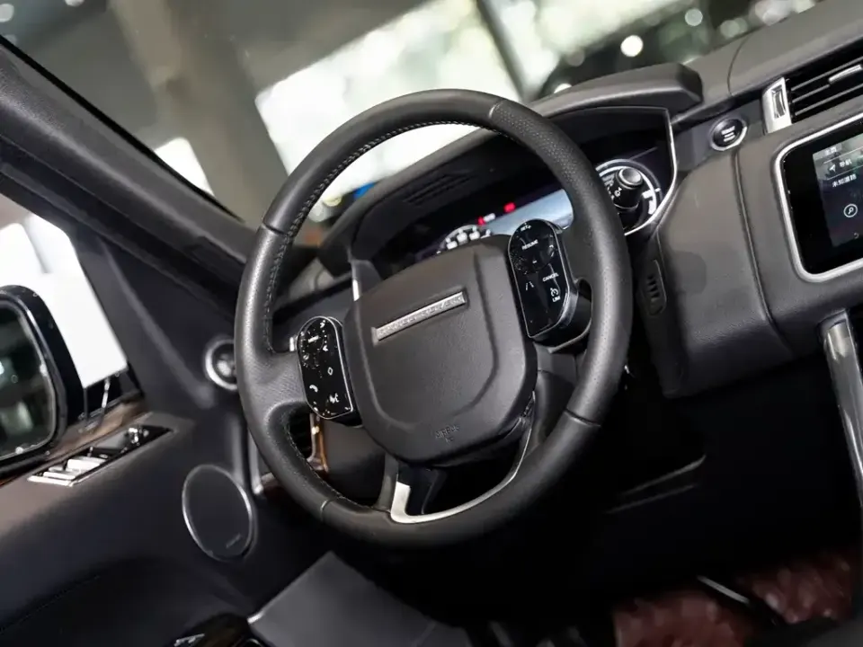 Land Rover Sport PHEV