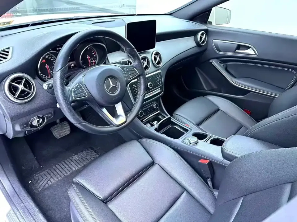 Mercedes-Benz CLA (Import)