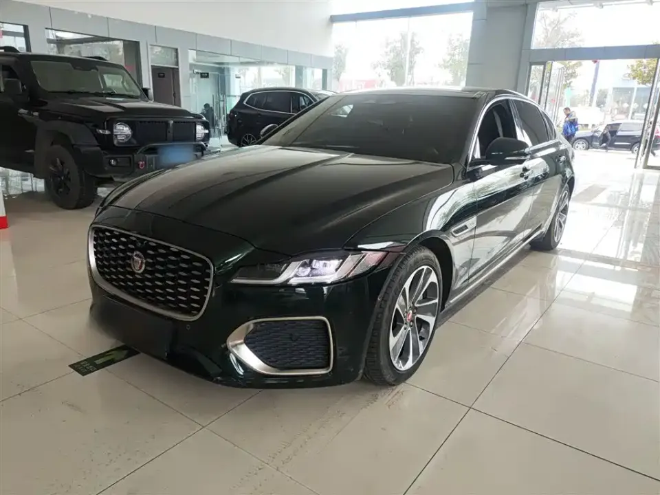 Jaguar XFL