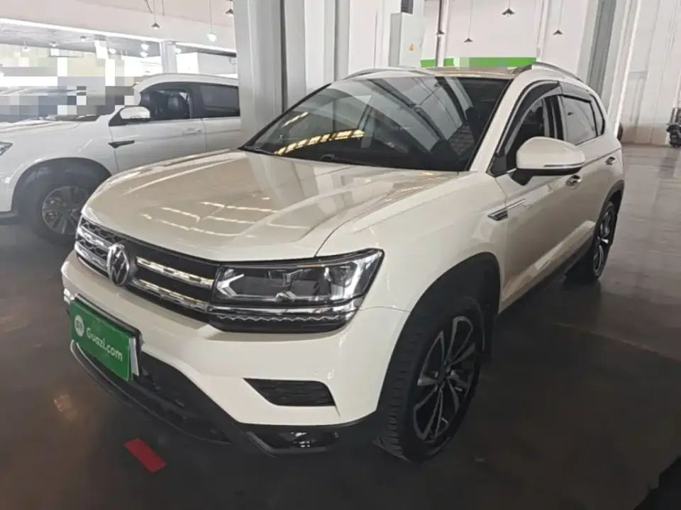 Volkswagen Tharu