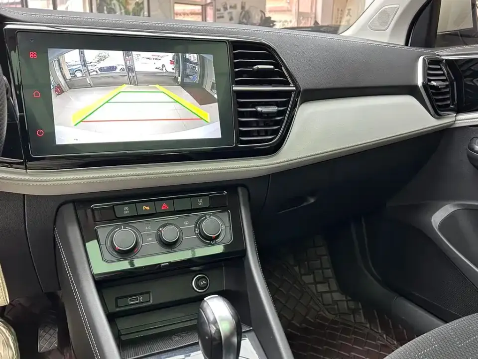 Jetta VS7