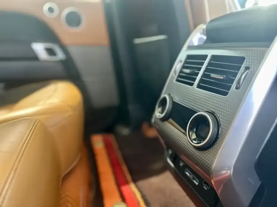 Land Rover Sport