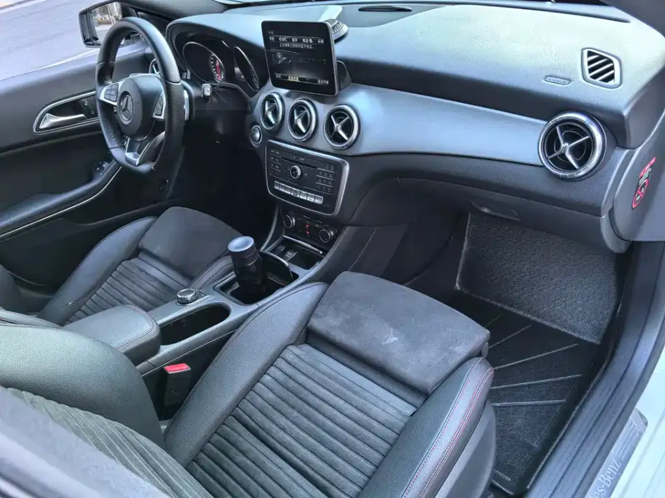 Mercedes-Benz CLA (Import)