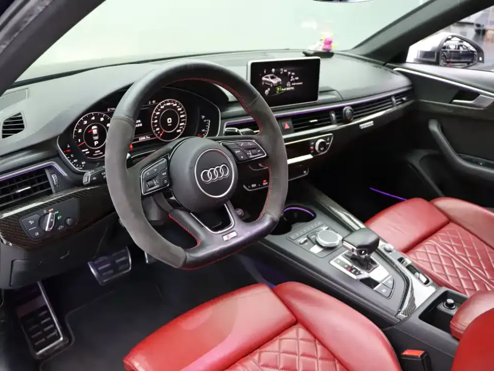 Audi S4