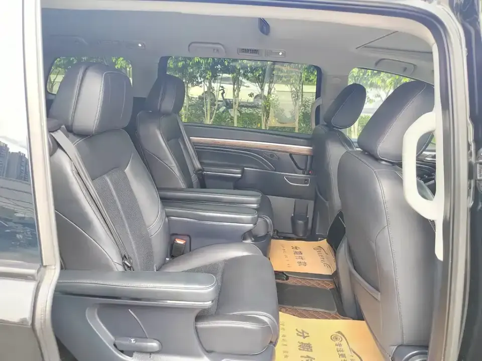 GAC Trumpchi M8