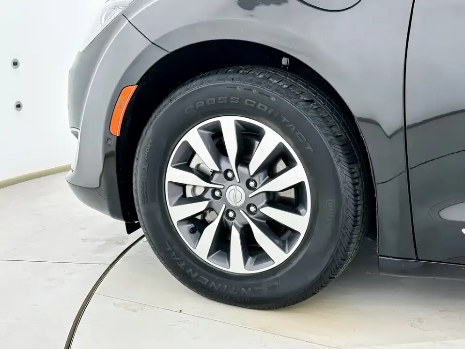Chrysler Grand Voyager PHEV (Import)