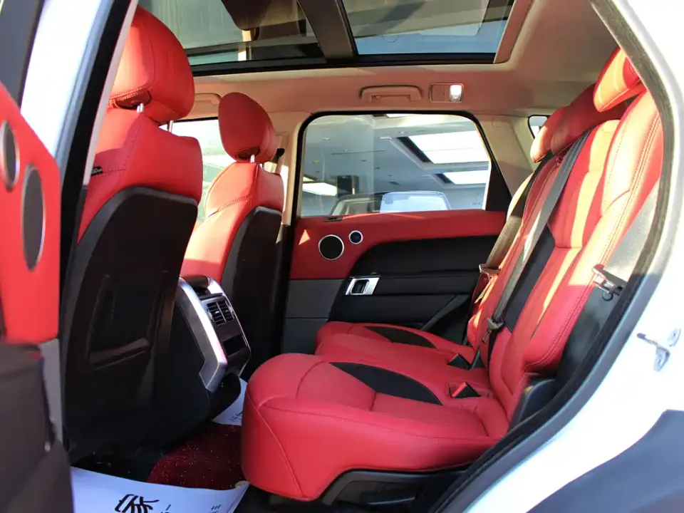 Land Rover Sport