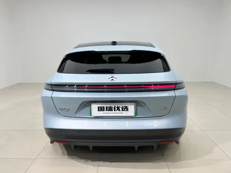 Nio ET5T