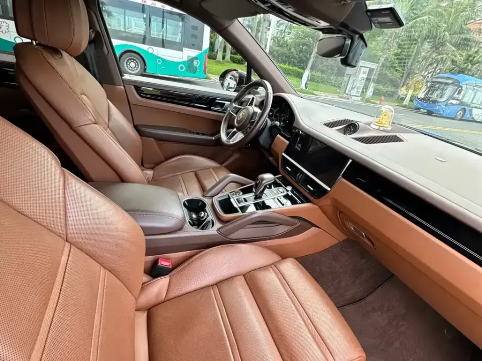 Porsche Cayenne Hybrid