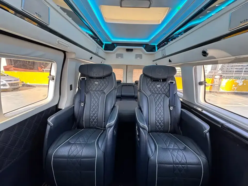 GMC Savana