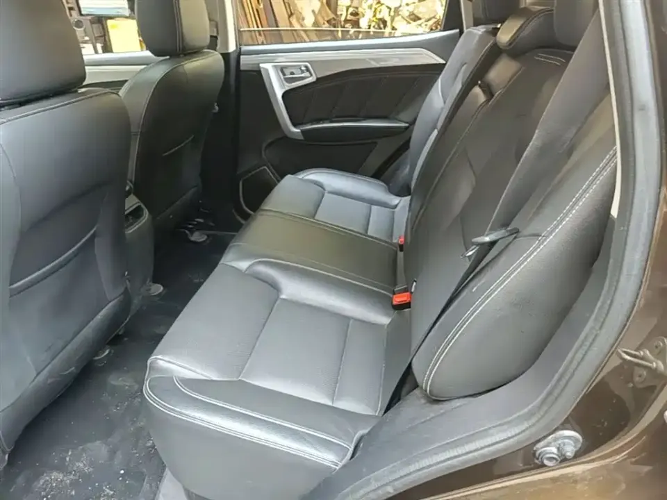 Geely Vision X6