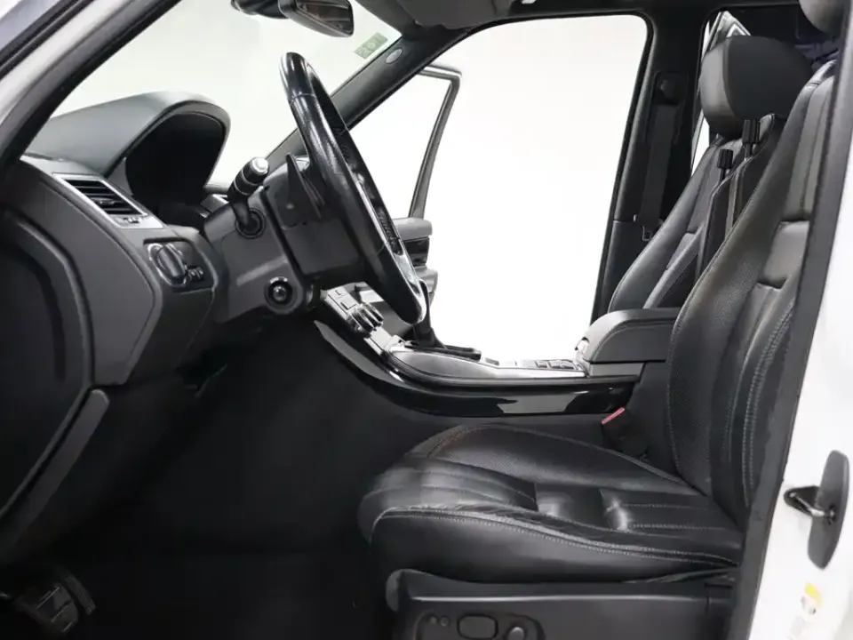 Land Rover Sport