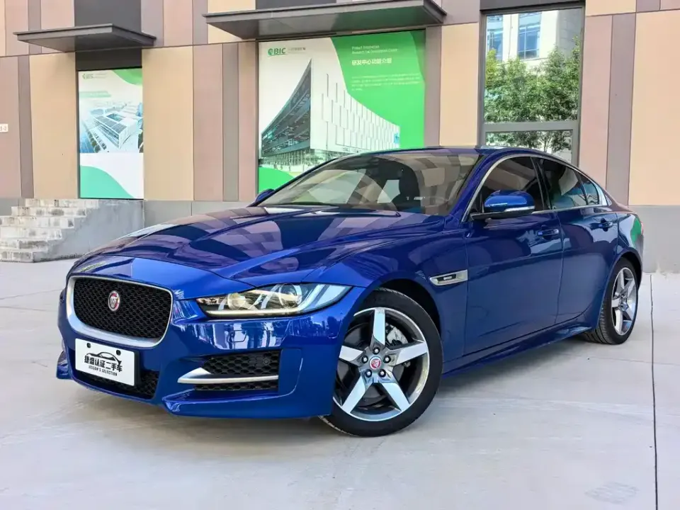 Jaguar XE